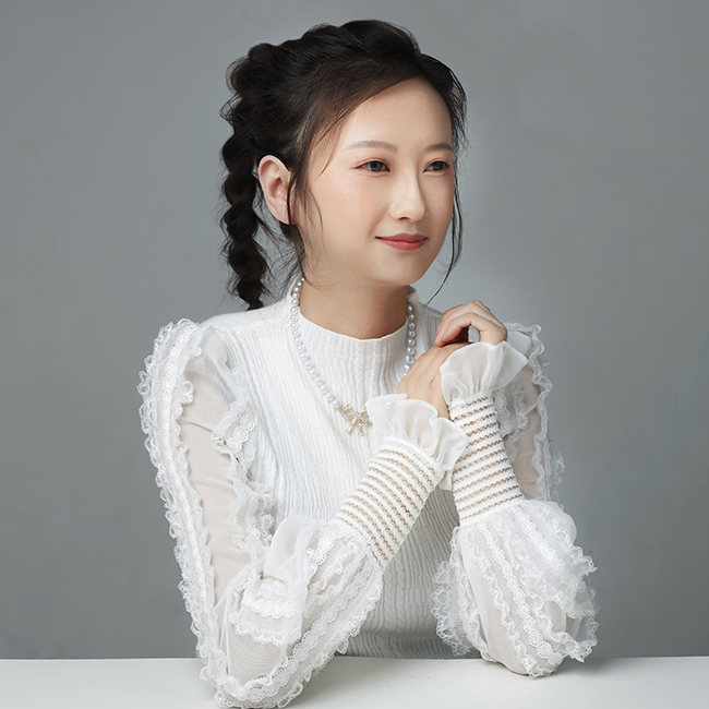 Elaine Xu